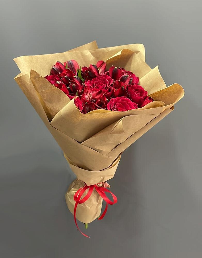 Букет цветов из: Альстромерии и Розы в Семёнове