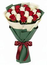 Букет Микс из красных и белых роз #REPLACE_PRED# Семёнове