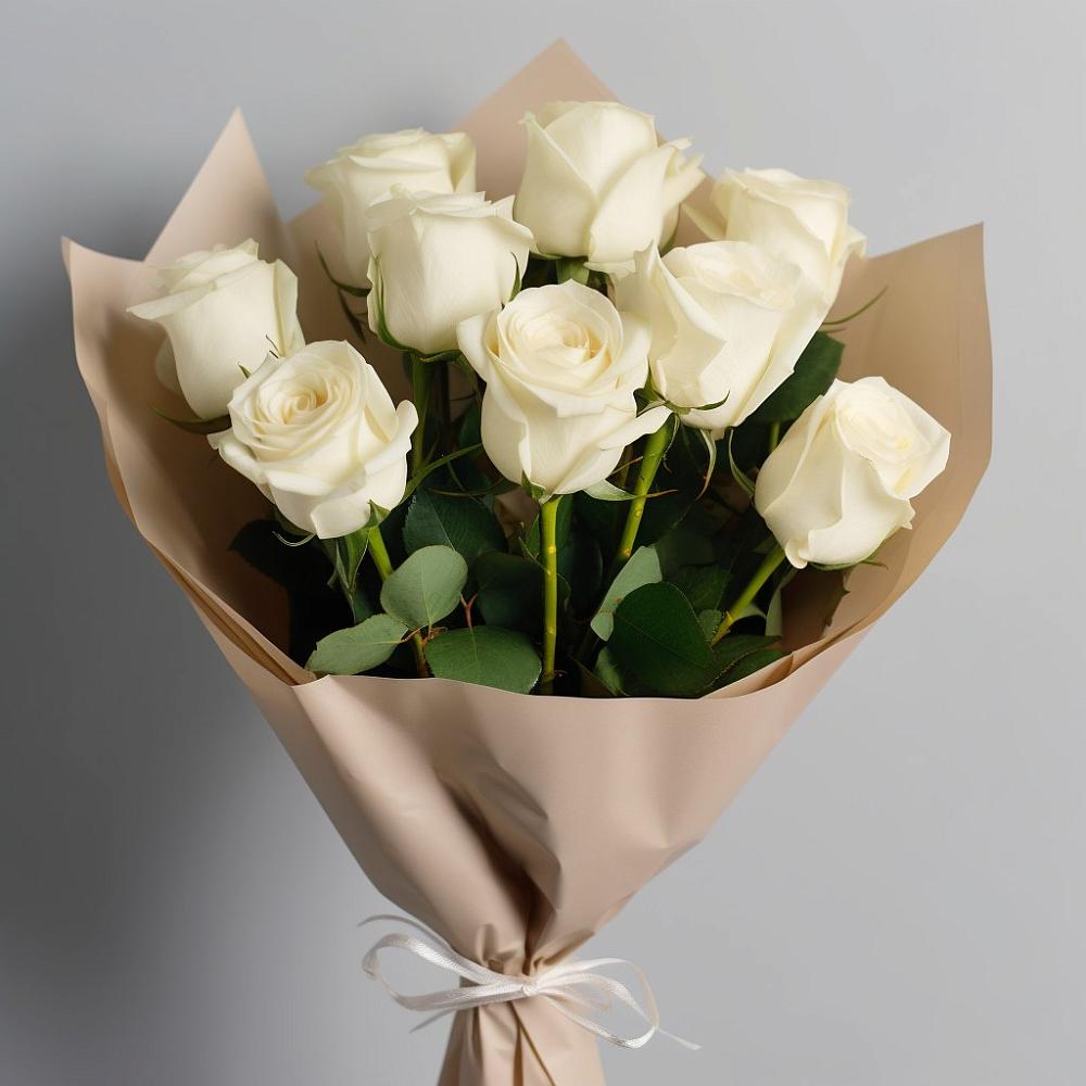 Букет 9 Белых роз Эдлесс Лав в Семёнове