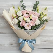 Букет цветов из:  Лизиантусы в Семёнове