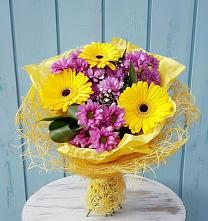 Букет цветов из:  Хризантемы и Герберы #REPLACE_PRED# Семёнове