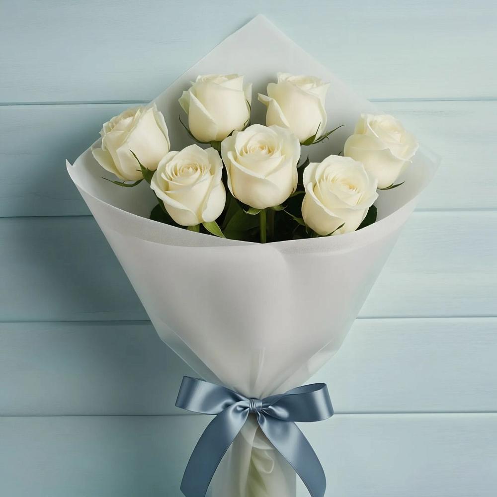 Букет 7 Белых роз Эдлесс Лав в Семёнове